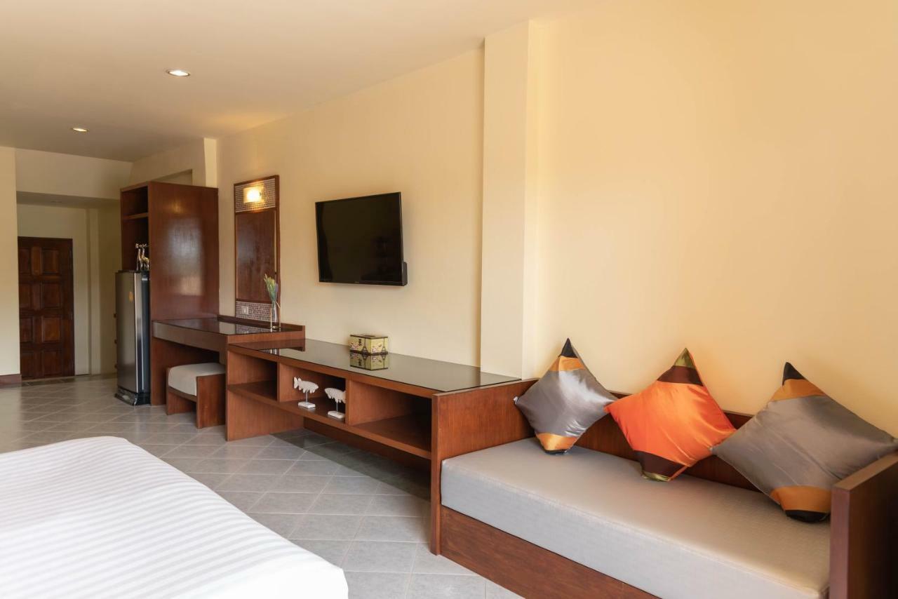 Phuket Park 38 Hotel - Sha Plus מראה חיצוני תמונה